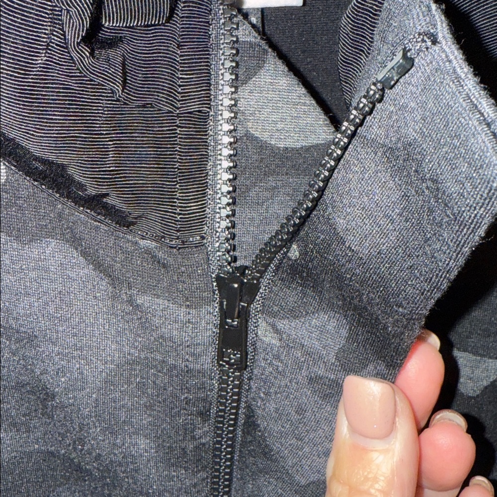 CAbi Black and Gray Camo Active-Casual Jacket - Picture 6 of 9